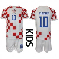 Koszulka piłkarska Chorwacja Luka Modric #10 Strój Domowy dla dzieci MŚ 2022 tanio Krótki Rękaw (+ Krótkie spodenki)